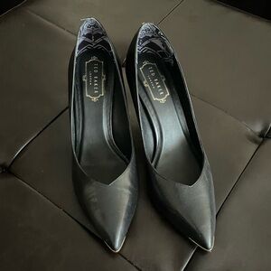 NWOT Ted Beker leather heels